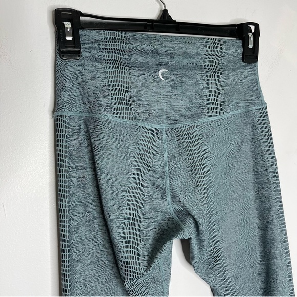 Zyia Active Size 6-8 High Rise Snake Print Legging Python - Picture 1 of 5